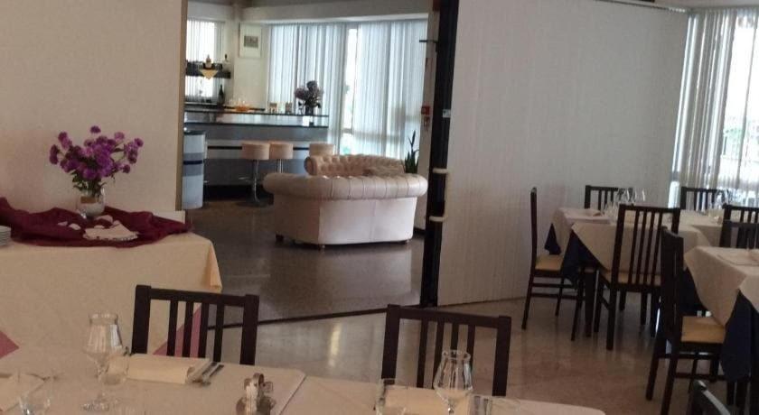 Hotel Riviera Nuova Gestione Cattolica Bagian luar foto