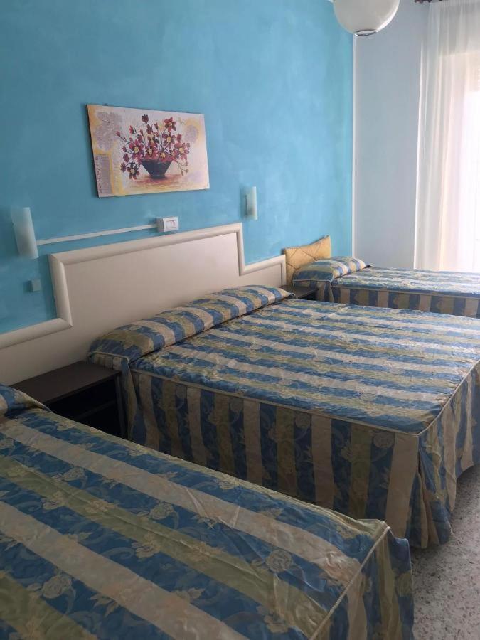 Hotel Riviera Nuova Gestione Cattolica Bagian luar foto