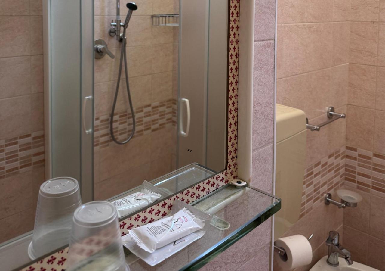 Hotel Riviera Nuova Gestione Cattolica Bagian luar foto