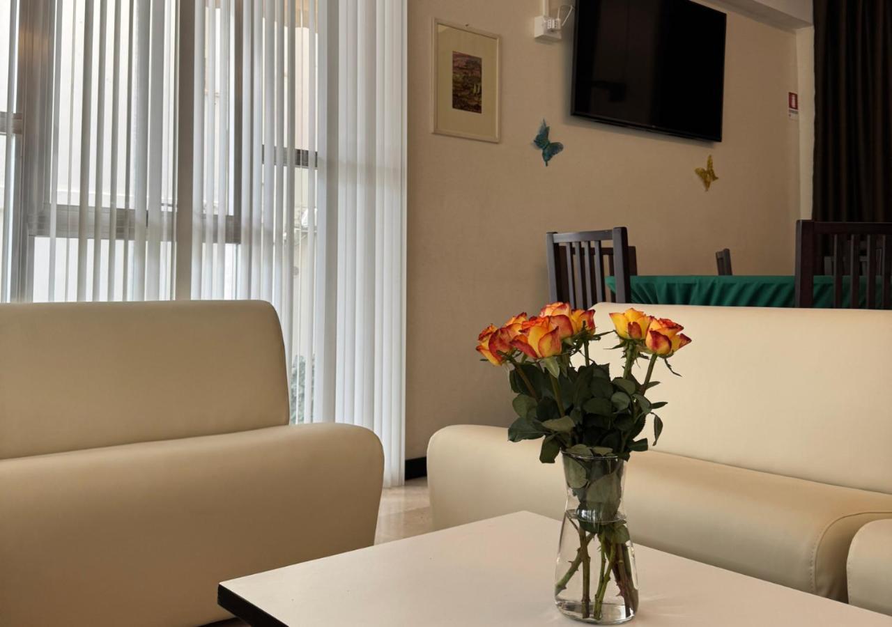 Hotel Riviera Nuova Gestione Cattolica Bagian luar foto